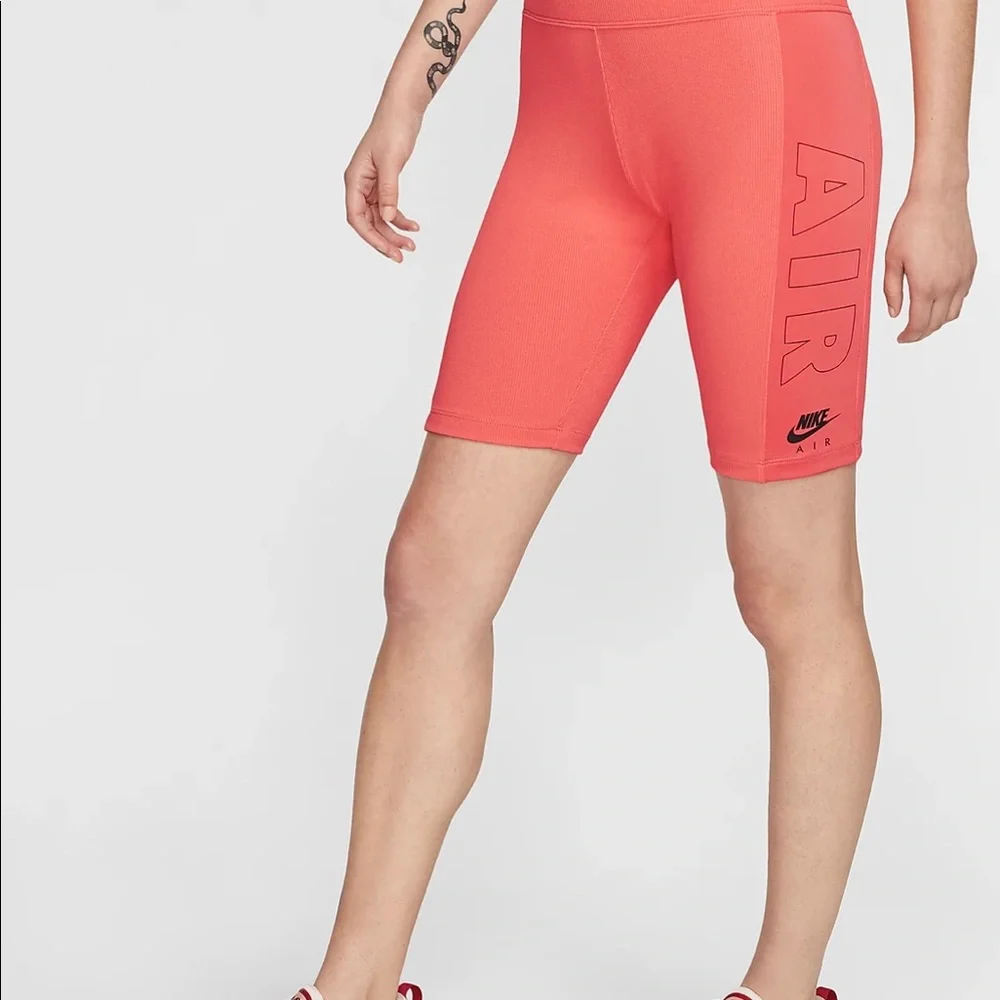 NIKE Womens Shorts BIKE TIGHT FIT LOGO AMBER SPORTSWEAR SIZE 1X